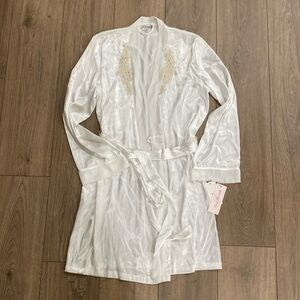 Linea Donatella Bridal Midnight Short Wrap Robe, Ivory S/M